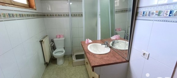 Casa de 5 dormitorios en Le Poire-sur-Vie, France No. 102248 16