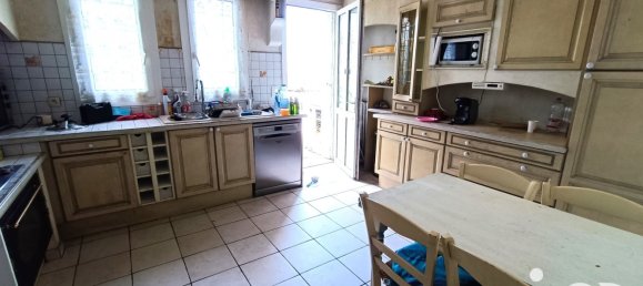 Casa de 5 dormitorios en Le Poire-sur-Vie, France No. 102248 13