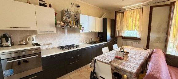 3 rooms Apartment in Cologna Veneta, Italy No. 283059 4