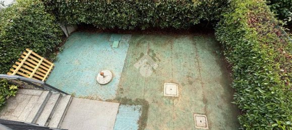 Studio in Settala, Italy No. 258193 18