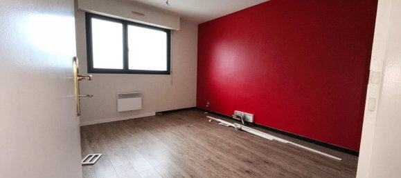 2 bedrooms Apartment in Calais, France No. 152947 9