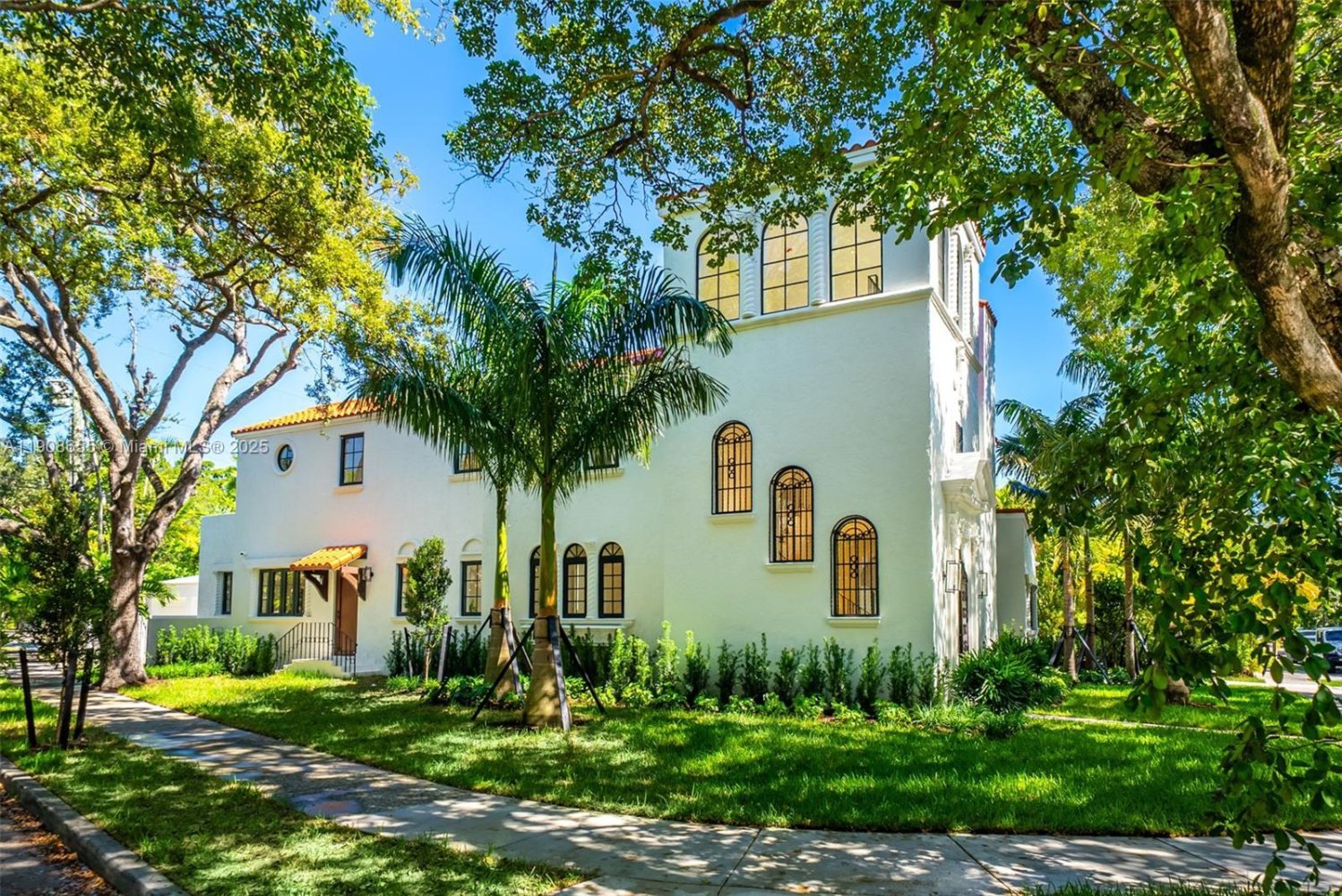7 غرف نوم فيلا في Miami, USA رقم 614184