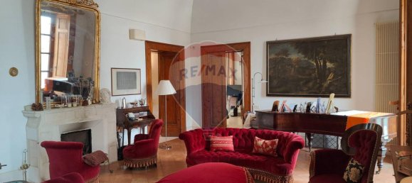 12-Zimmer Wohnung in Bari, Italy, Nr. 16433 7