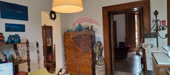12-Zimmer Wohnung in Bari, Italy, Nr. 16433 15