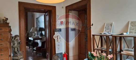 12-Zimmer Wohnung in Bari, Italy, Nr. 16433 16