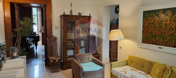 12-Zimmer Wohnung in Bari, Italy, Nr. 16433 18