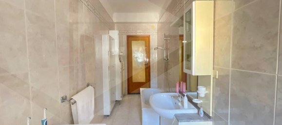 Квартира с 5 комнатами в Манфредония, Италия № 28100 81