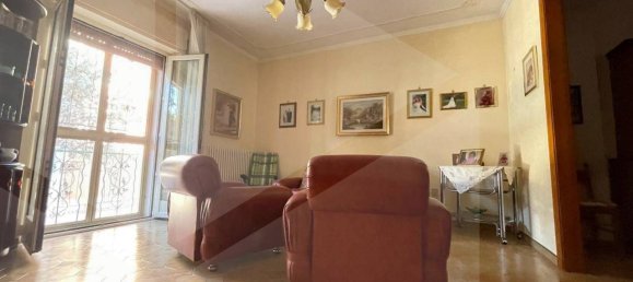 Квартира с 5 комнатами в Манфредония, Италия № 28100 28