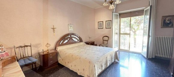 Квартира с 5 комнатами в Манфредония, Италия № 28100 73