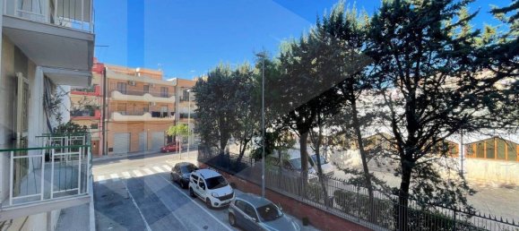 Квартира с 5 комнатами в Манфредония, Италия № 28100 42