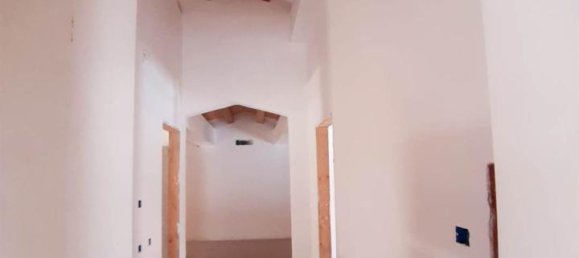 8غرفة منزل في Novi di Modena, Italy رقم 158014 4