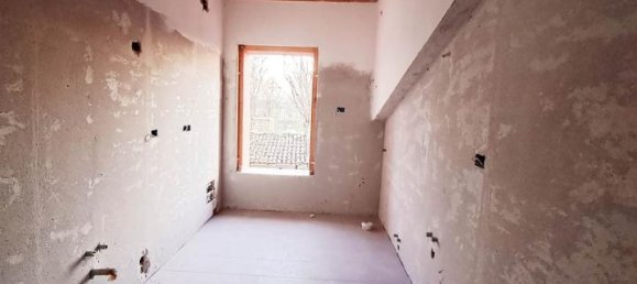 8غرفة منزل في Novi di Modena, Italy رقم 158014 19