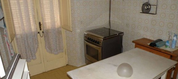 Вилла с 4 спальнями в Масса, Италия № 85153 5