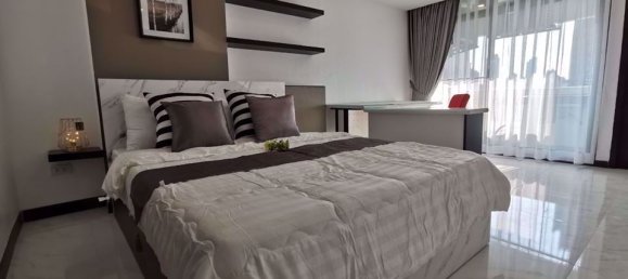 1 chambre Condo à Bang Rak, Thailand No. 10103 3
