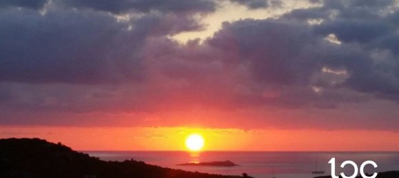 2 Schlafzimmer Penthouse in San Teodoro, Italy, Nr. 328454 2