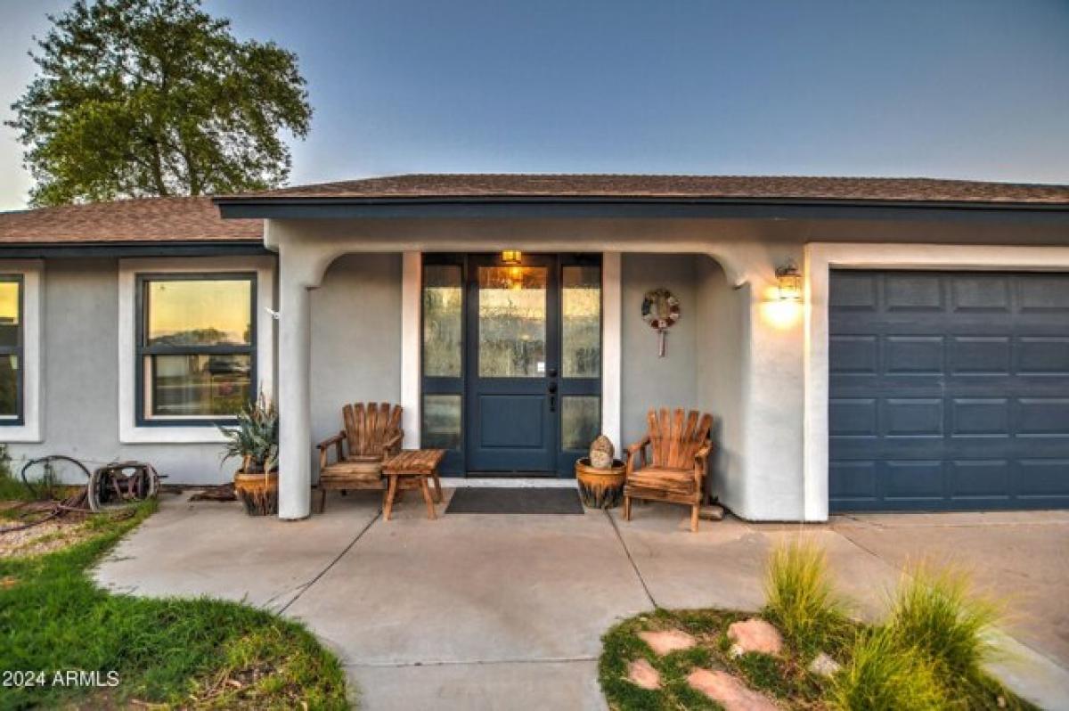 Дом с 3 спальнями в Glendale, США № 292836