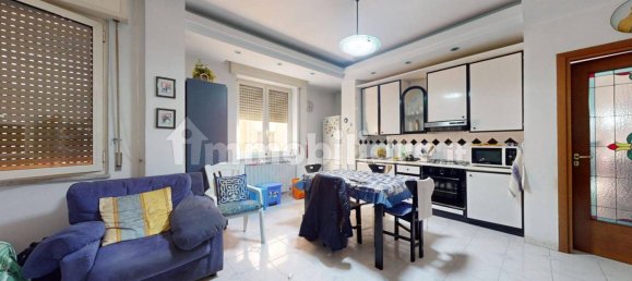 Квартира с 3 спальнями в Сан Джорджо а Кремано, Италия № 17735 8