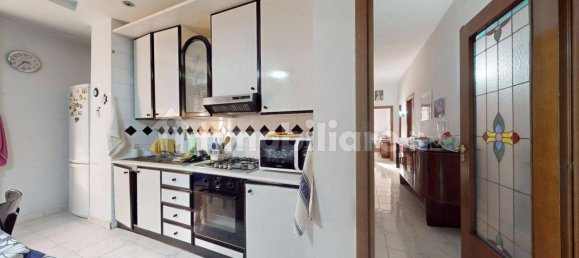 Квартира с 3 спальнями в Сан Джорджо а Кремано, Италия № 17735 10