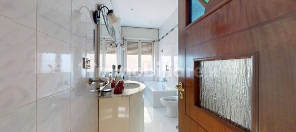 Квартира с 3 спальнями в Сан Джорджо а Кремано, Италия № 17735 19