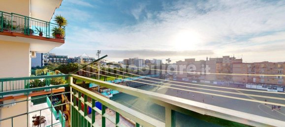 Квартира с 3 спальнями в Сан Джорджо а Кремано, Италия № 17735 17