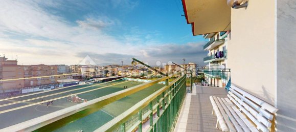 Квартира с 3 спальнями в Сан Джорджо а Кремано, Италия № 17735 4