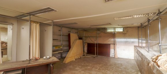 227m² Building in Porto, Portugal No. 120087 26