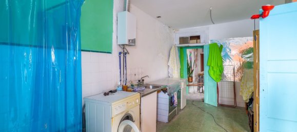 227m² Building in Porto, Portugal No. 120087 17