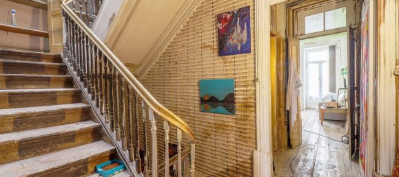 227m² Building in Porto, Portugal No. 120087 8