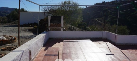 3 bedrooms House in Vinuela, Spain No. 131307 5