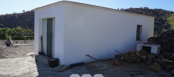3 bedrooms House in Vinuela, Spain No. 131307 18