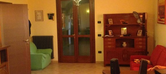 6 rooms House in Sabbioneta, Italy No. 114168 5