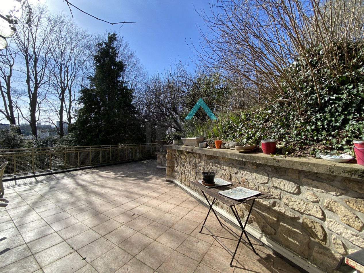 Квартира с 4 спальнями в Сен-Жермен-ан-Ле, Франция № 127352