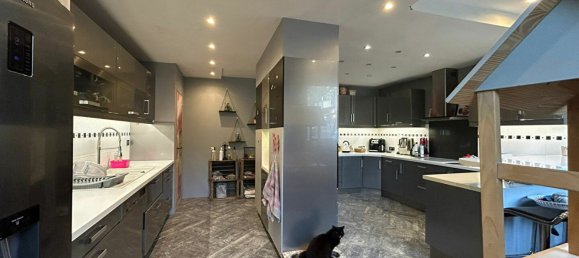 10 bedrooms House in La Ferte-sous-Jouarre, France No. 132895 6