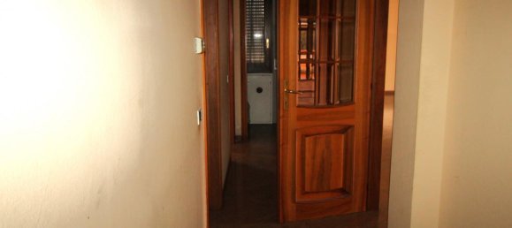 3 rooms Apartment in Terranuova Bracciolini, Italy No. 230728 18