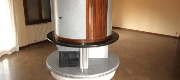 3 rooms Apartment in Terranuova Bracciolini, Italy No. 230728 14