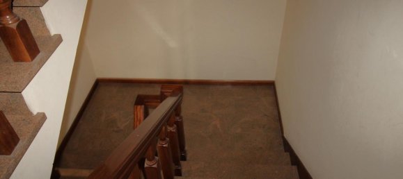 3 rooms Apartment in Terranuova Bracciolini, Italy No. 230728 29