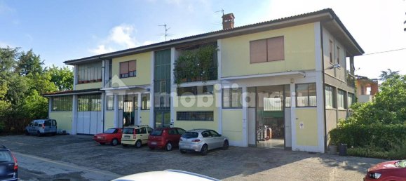 5-Zimmer Gewerbliche Immobilie in Urgnano, Italy, Nr. 374080 3
