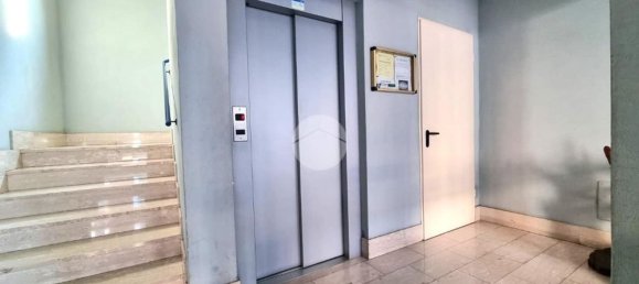 3-salle Appartement à Collegno, Italy No. 295414 4