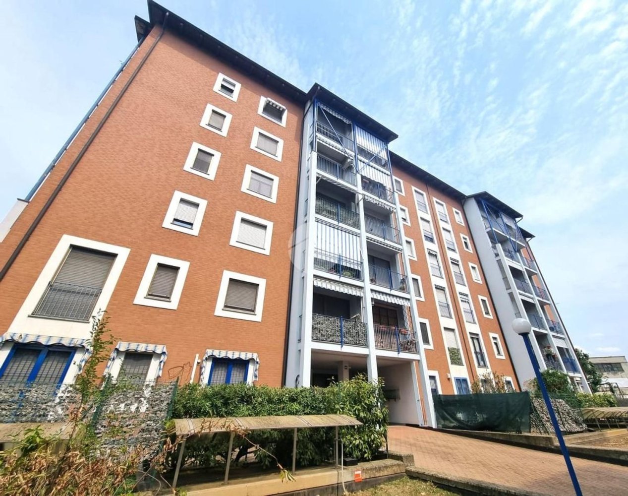 3-salle Appartement à Collegno, Italy No. 295414