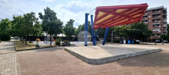 3-salle Appartement à Collegno, Italy No. 295414 12