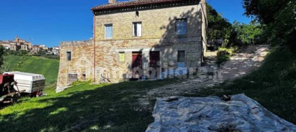 5 Schlafzimmer Haus in Montegiorgio, Italy, Nr. 344556 3