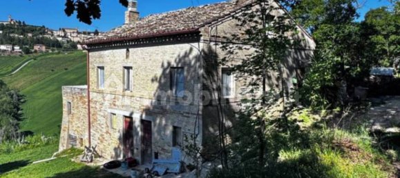 5 Schlafzimmer Haus in Montegiorgio, Italy, Nr. 344556 2