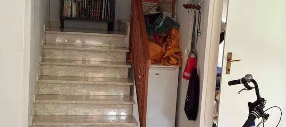 3 bedrooms House in Modena, Italy No. 302073 3