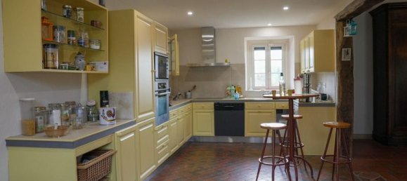 5 bedrooms House in Tarbes, France No. 318867 7