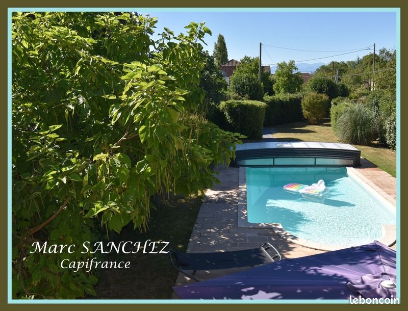 5 bedrooms House in Tarbes, France No. 318867