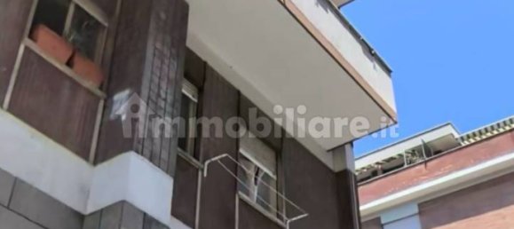 Apartamento de 3 dormitorios en Rome, Italy No. 305763 4