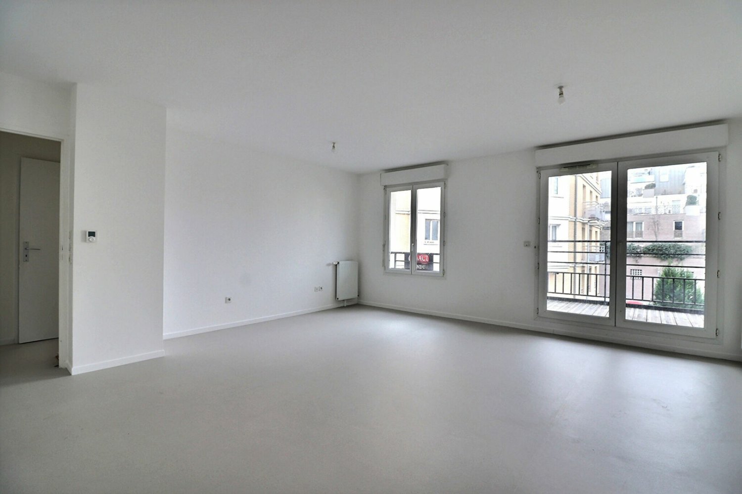 1 bedroom Apartment in Montmagny, France No. 132283