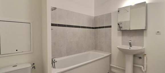 1 bedroom Apartment in Montmagny, France No. 132283 4