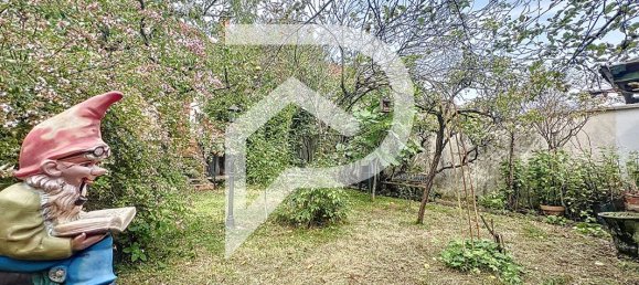 2 bedrooms House in Champigny-sur-Marne, France No. 180141 10