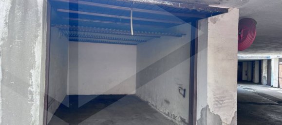 1 room Garage in Milan, Italy No. 241886 4